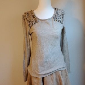 🥠Ruffle shoulder beige color sweater